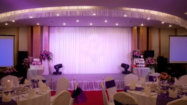 Tư vấn lắp đặt hệ thống âm thanh - ánh sáng biểu diễn cho đám cưới